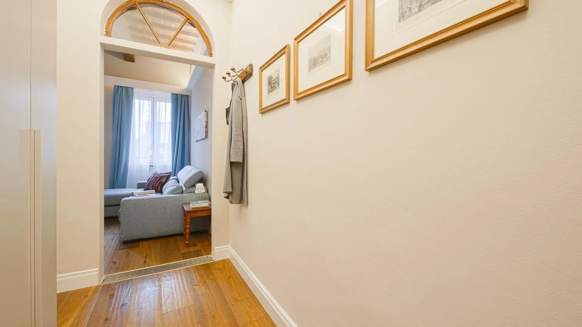 Pilastri - Flo Apartments Florencja